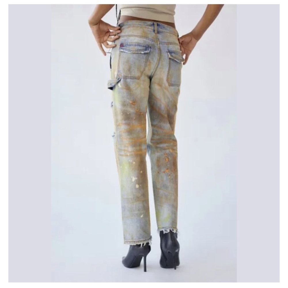 BNWT - Urban Outfitters BDG Mid-Rise Cowboy Jean - Dyed Distressed Sz 2